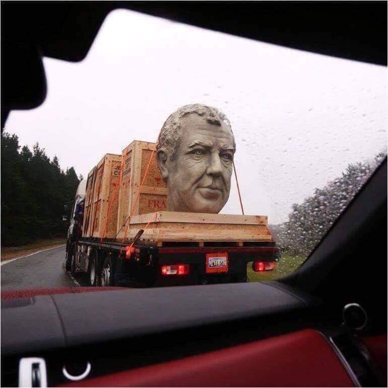 A photo of Jeremy Clarkson's huge head appeared on the Internet - Jeremy Clarkson, Head, , Longpost, Top Gear