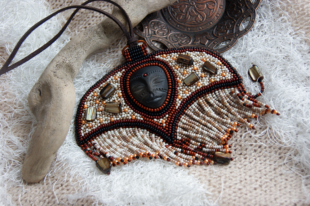 African themed pendant - Longpost, Beadwork, Beads, Handmade, Decoration, Needlework, My