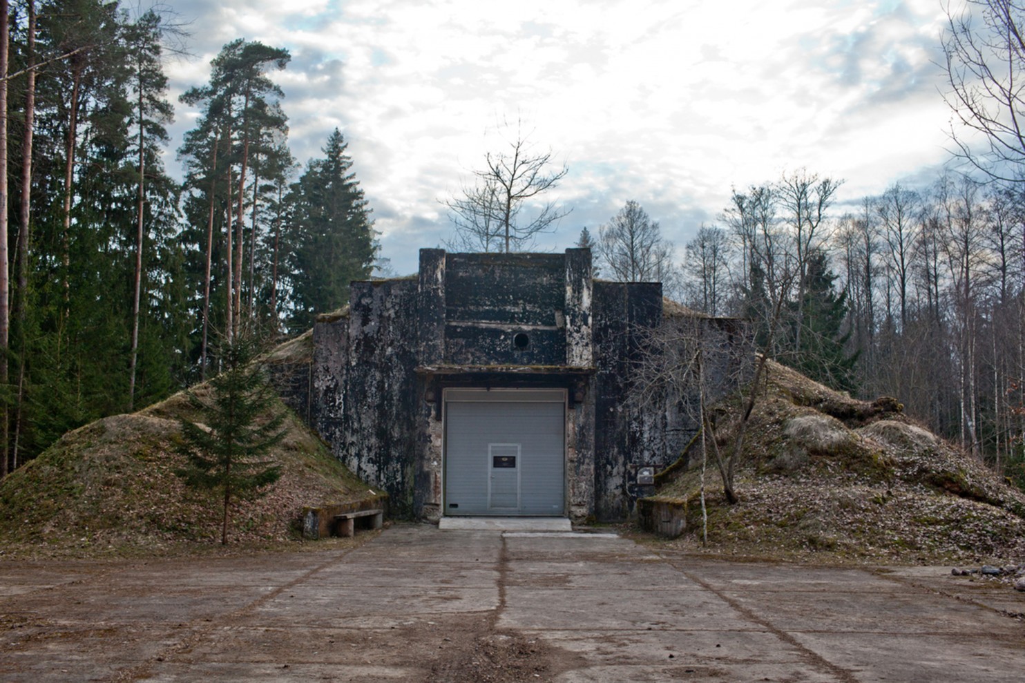 Abandoned bunkers from the arms race era - arms race, Bunker, , USA, the USSR, Radar, Abandoned