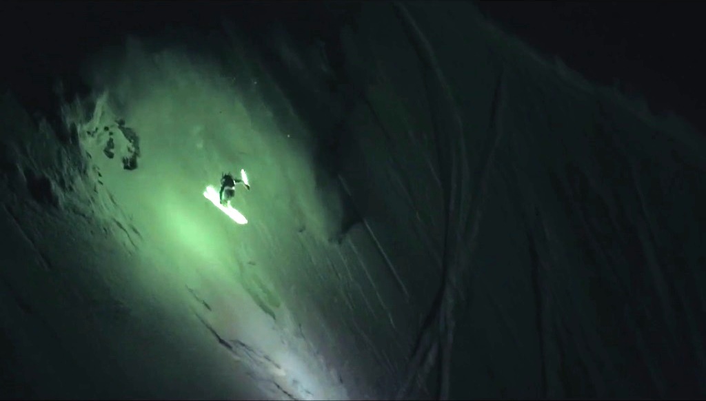 Freestyle LED skiing: beautiful and scary - Slalom, LEDs, Video, Longpost