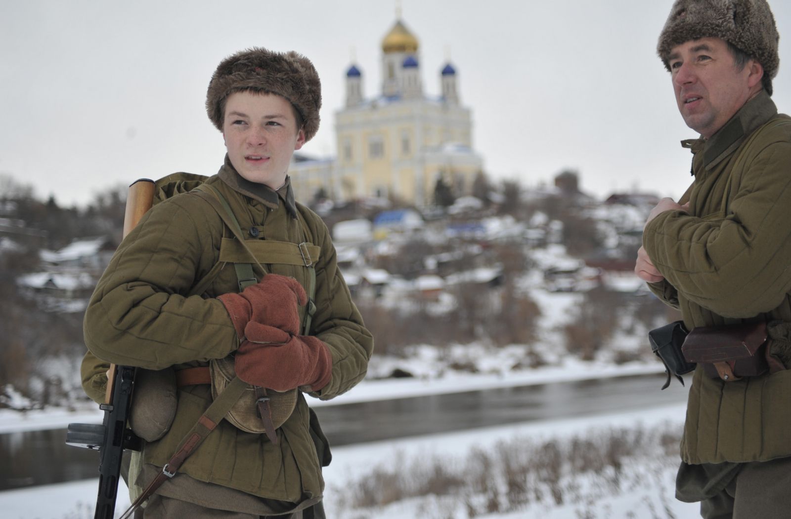 Реконструкторы устроили городские бои в Ельце. | Пикабу