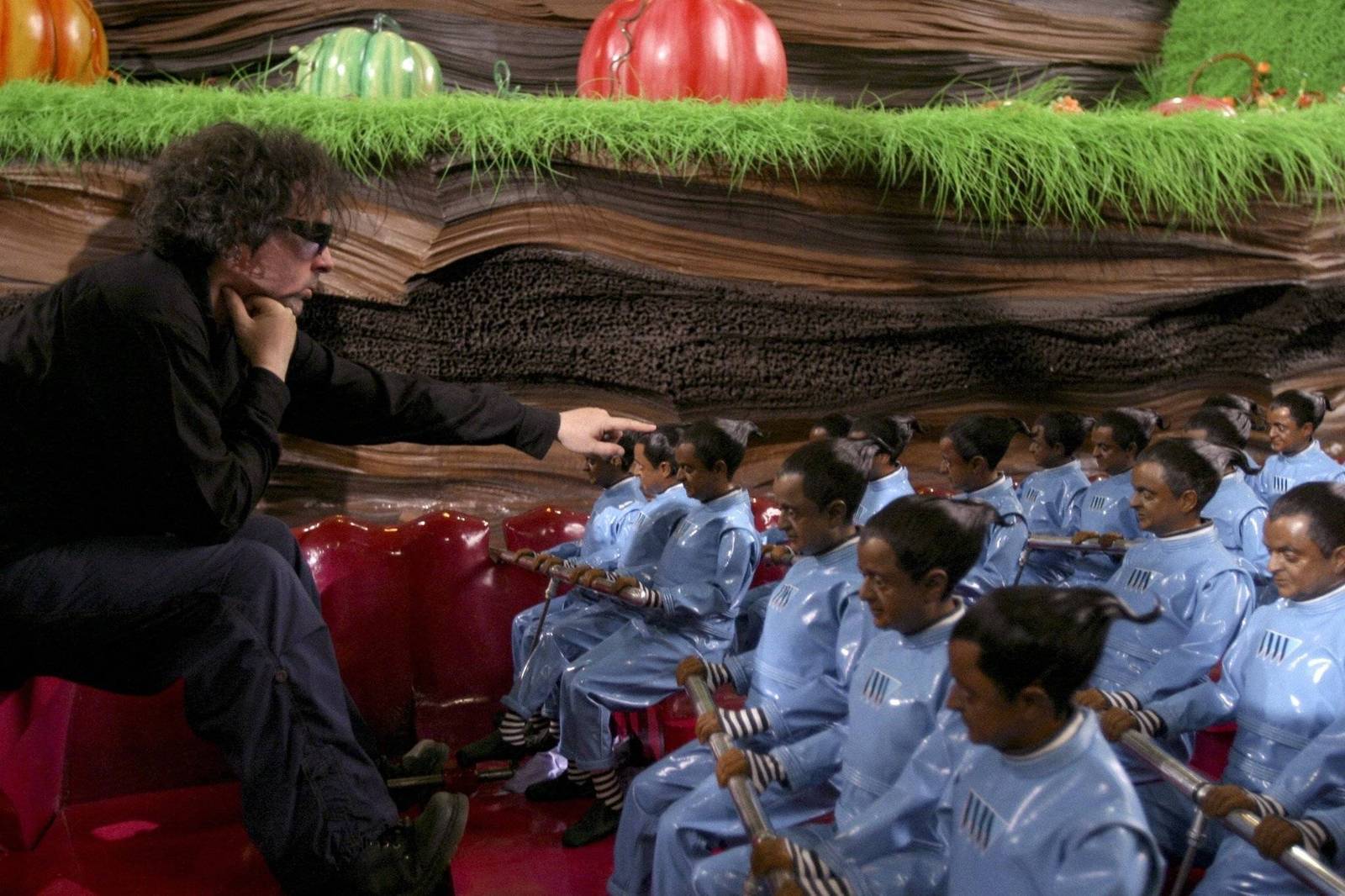 Behind the scenes of Charlie and the Chocolate Factory - Movies, Behind the scenes, Charlie and the Chocolate Factory, Tim Burton, Johnny Depp, Longpost