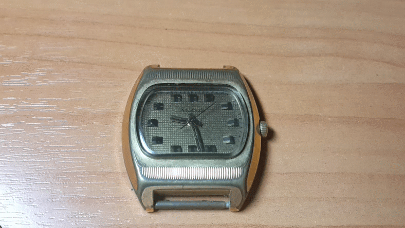 Grandpa's clock...today it suddenly went off...almost 40 years... - My, Clock, Memory, GIF