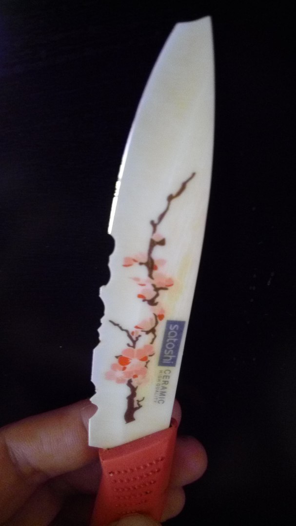 I bought ceramic knives for my parents - My, Parents, Knife, Astonishment