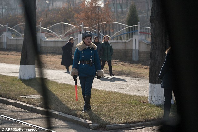 Only girls in the North Korean police - Traffic police, Police, North Korea, Pyongyang, Girls, Longpost