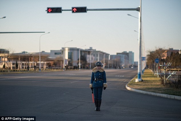 Only girls in the North Korean police - Traffic police, Police, North Korea, Pyongyang, Girls, Longpost