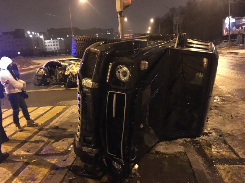 Gelandewagen again, this time in St. Petersburg. - Gelendvagen, Road accident, Incident, Majors, Crash, Longpost