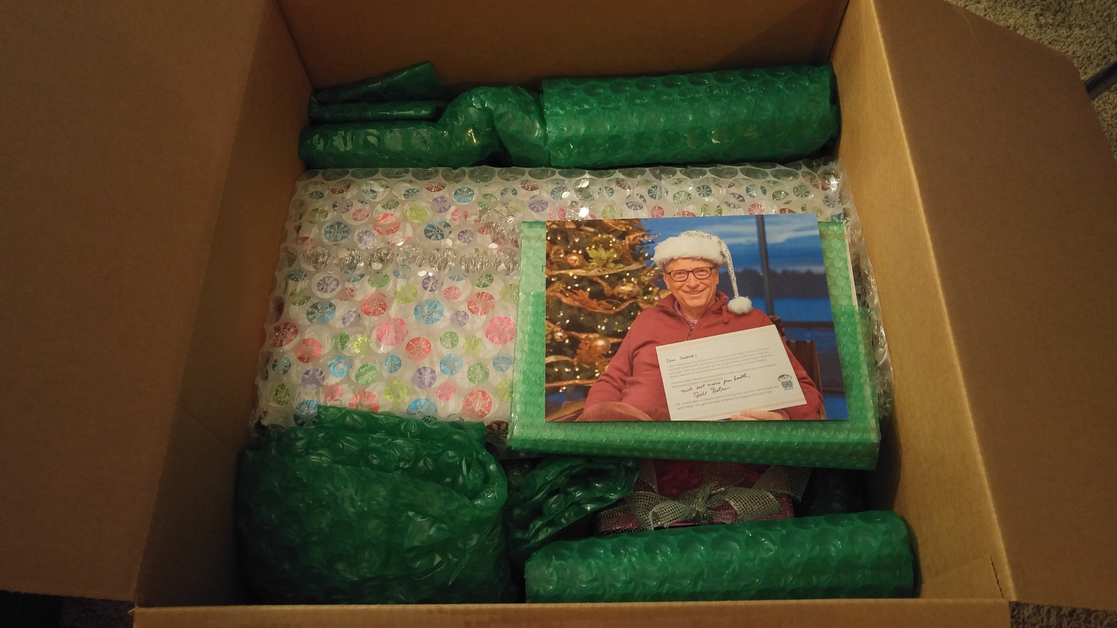 When your secret Santa is Bill Gates - Christmas, Secret Santa, Reddit, Presents, Bill Gates