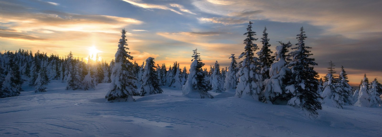 Winter beauty of Taganay - Taganay, Southern Urals, Snowdrift, Sunset, The sun, Landscape, moon, Sky, Longpost