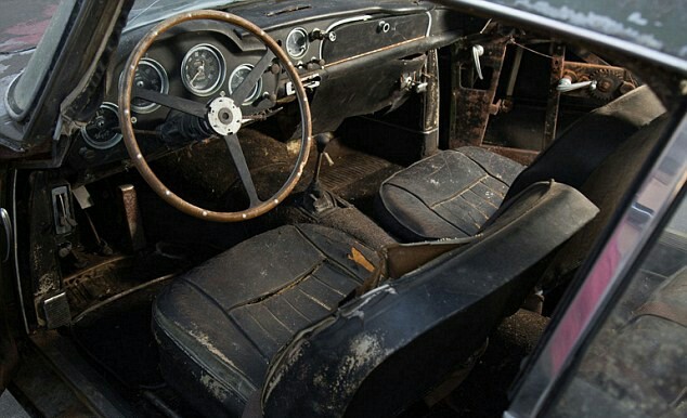 A rusty Aston Martin that has stood in the woods for 40 years is being sold for $400,000. - Auto, Retro, Find, Longpost