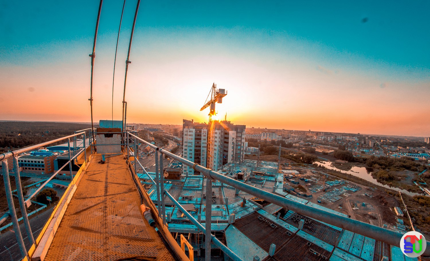 climbed on the crane - My, Photo, Fishye, Building, Tap, Construction, Roofing, Chelyabinsk, Longpost, Ruffers