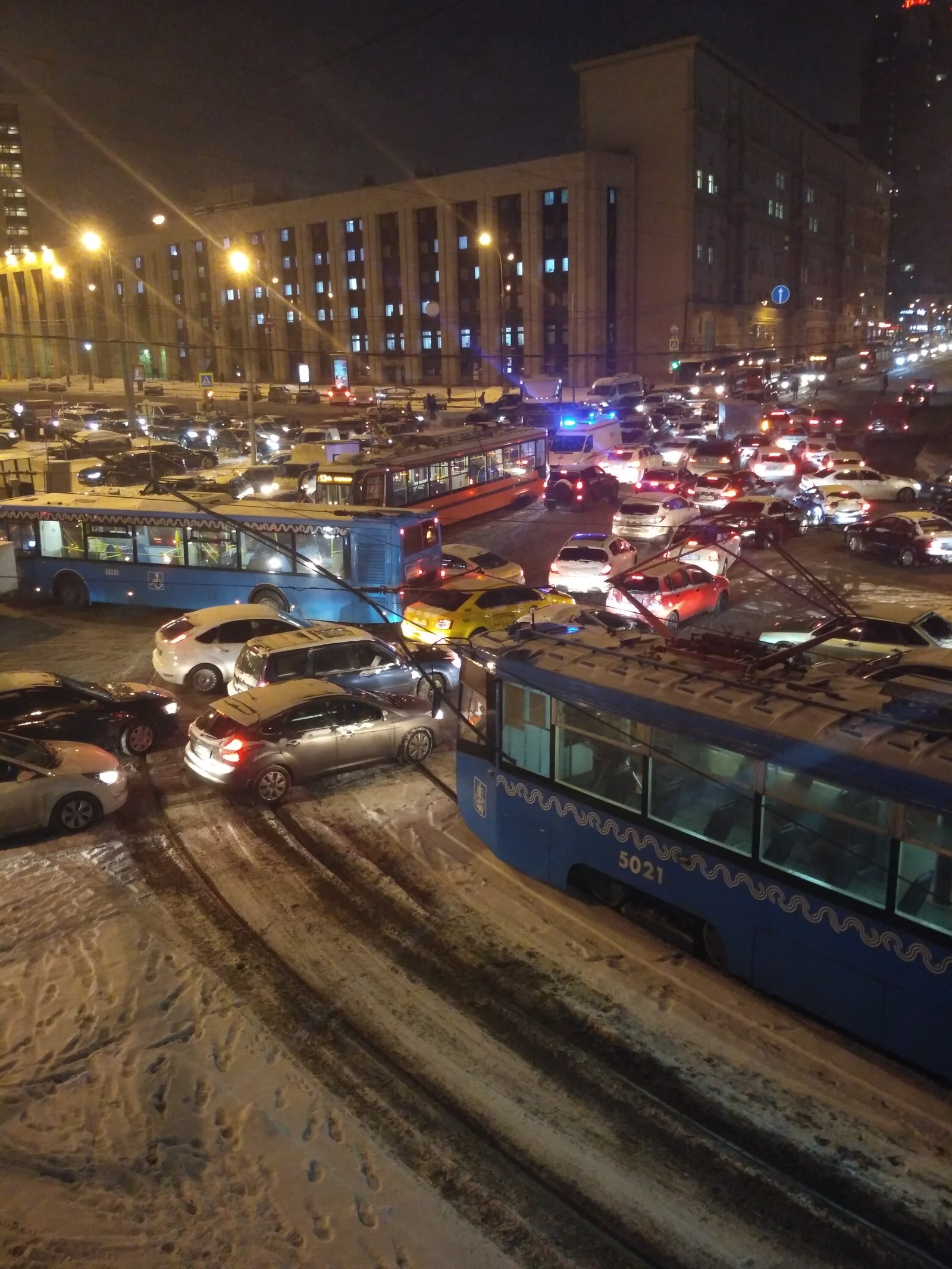 That feeling when you ride the train - My, Traffic jams, Moscow, Pre-holiday mood