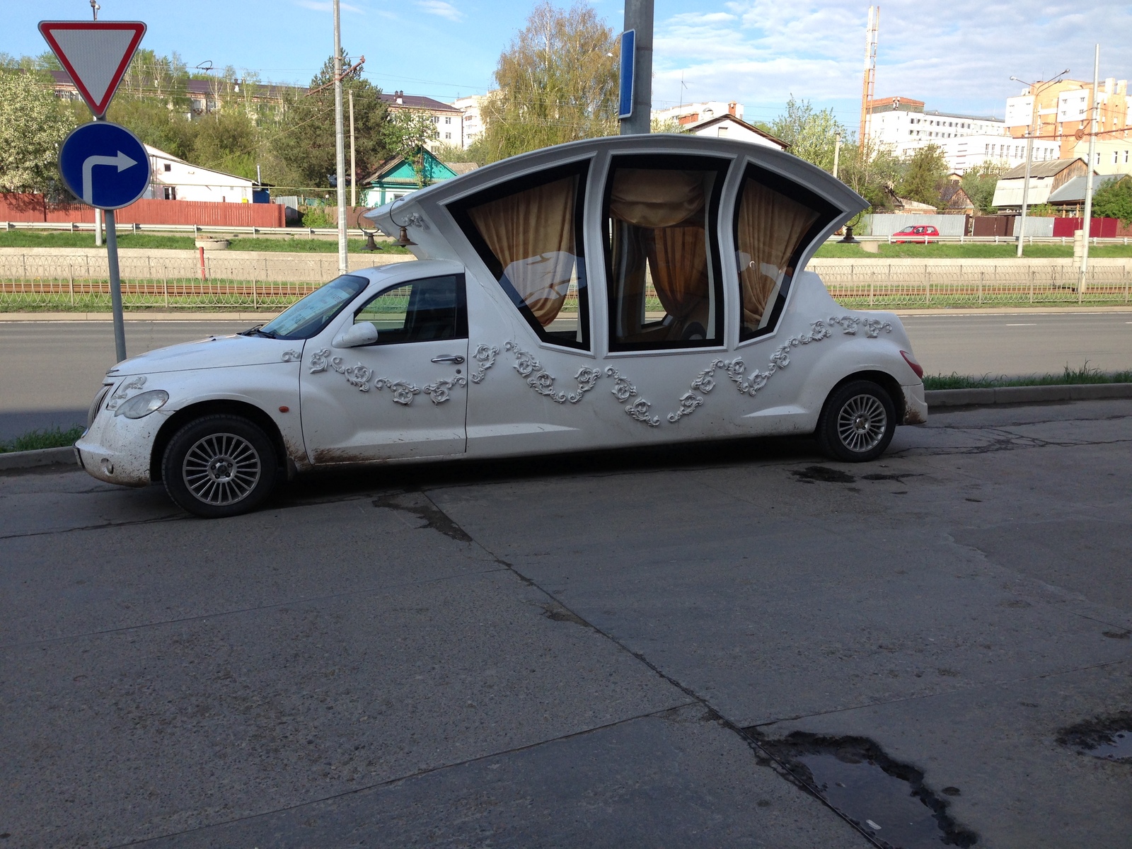 Carriage or carriage - My, Kazan, Wedding, Auto