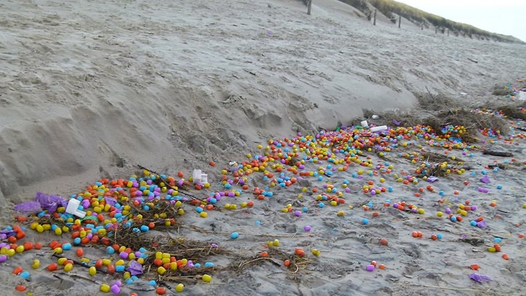 Five containers of Kinder Surprises washed ashore - Kinder Surprise, Container, Luck, Envy, Longpost