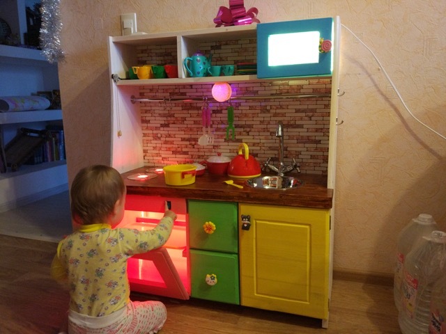 Детская кухня из фанеры своими руками!