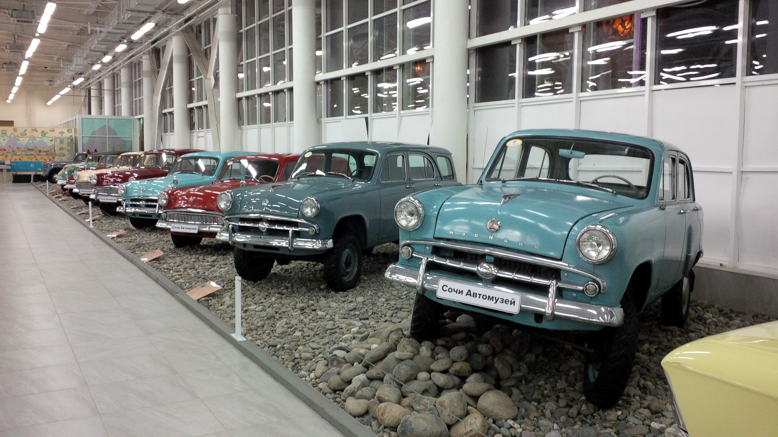 Retro cars. Museum in Sochi. - My, Retro car, Mobile photography, Sochi, Museum, First long post, Blackberry, Longpost