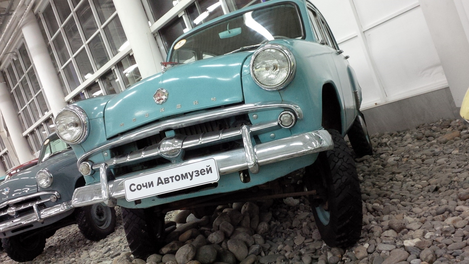 Retro cars. Museum in Sochi. - My, Retro car, Mobile photography, Sochi, Museum, First long post, Blackberry, Longpost