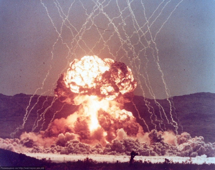 What are these wisps of smoke around nuclear weapons? - Nuclear explosion, Question