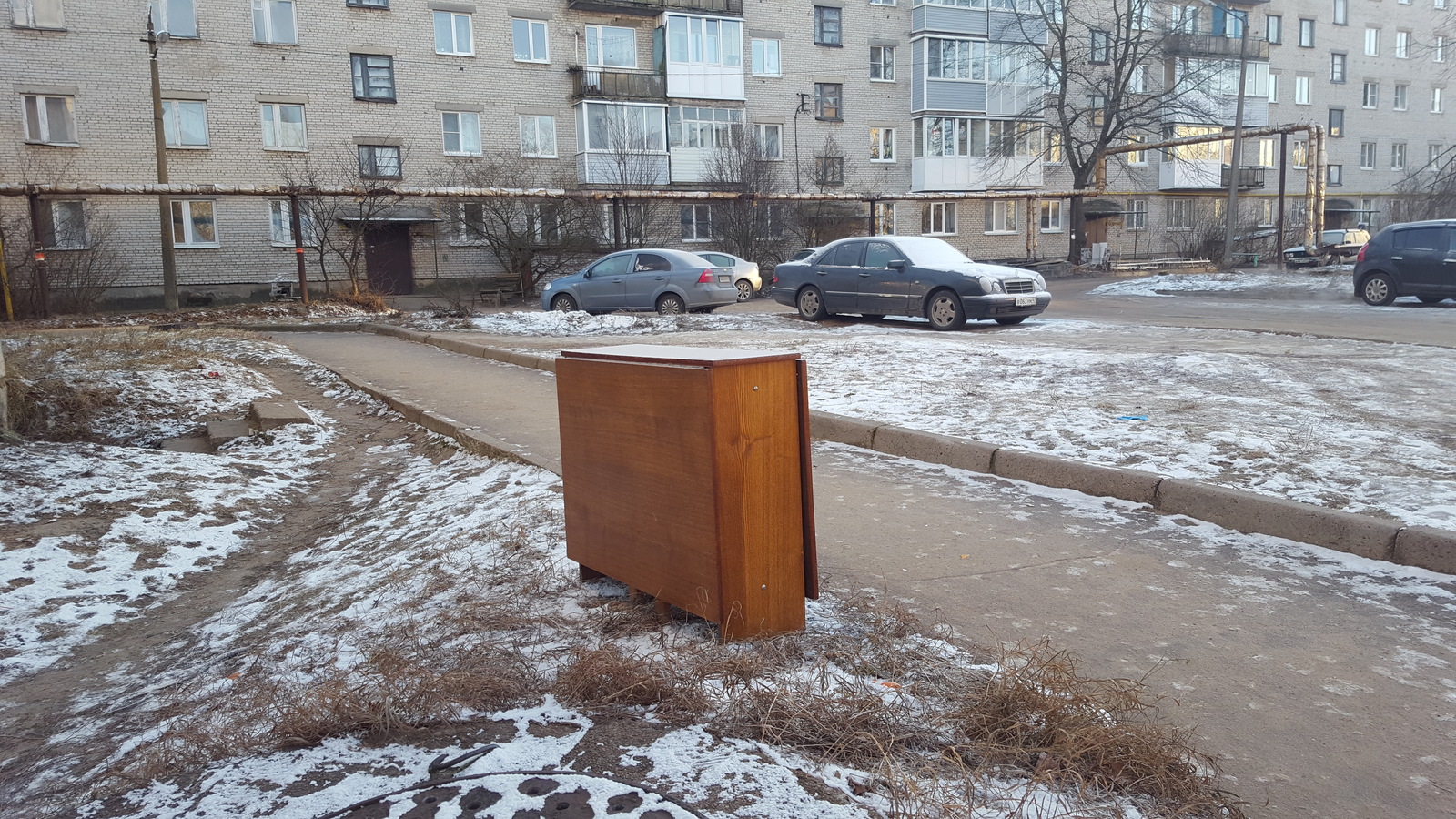 Предательство - Стол, Праздники кончились