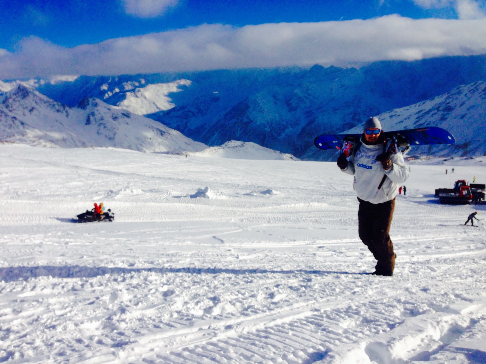 5642 meters above sea level - My, The mountains, Extreme, Air, Russia, Elbrus, Longpost