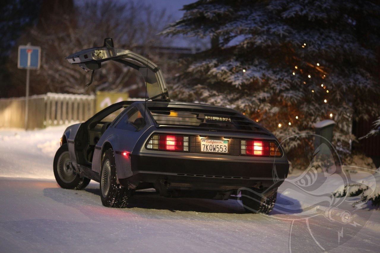 DeLorean DMC-12 в Москве | Пикабу