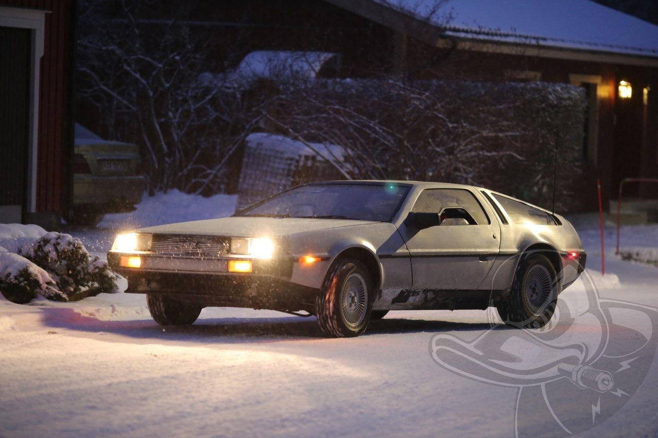 DeLorean DMC-12 в Москве | Пикабу