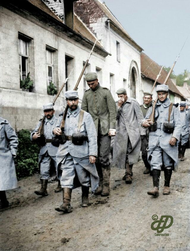 French soldiers lead German prisoners, World War I. - World War I, Germany, France, The photo