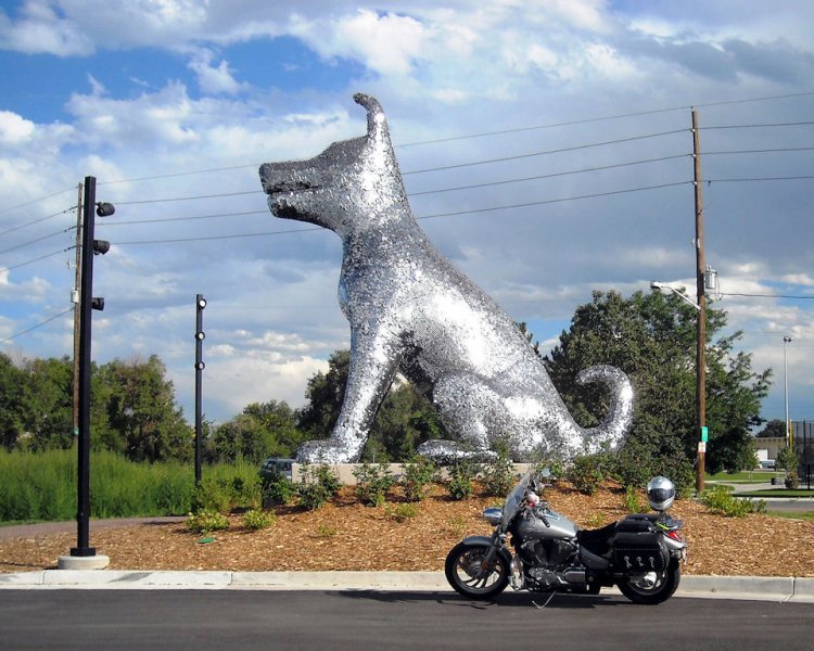 A giant silver dog, an unusual sculpture of a four-legged friend. - Dog, Sculpture, Friend, Puppies, 