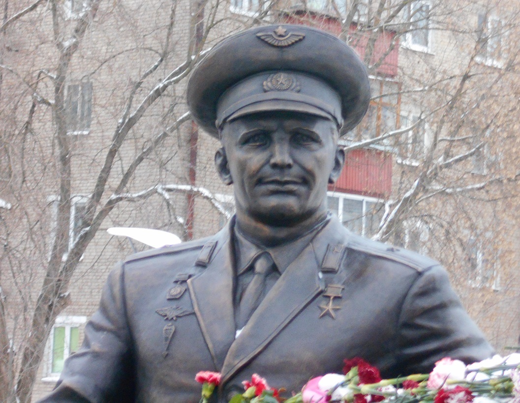 Monument to Sergei Korolev and Yuri Gagarin in Korolev near Moscow - My, Moscow region, Cosmonautics, Monument, Sculpture, Yuri Gagarin, Longpost, Sergey Korolev, City of Queens