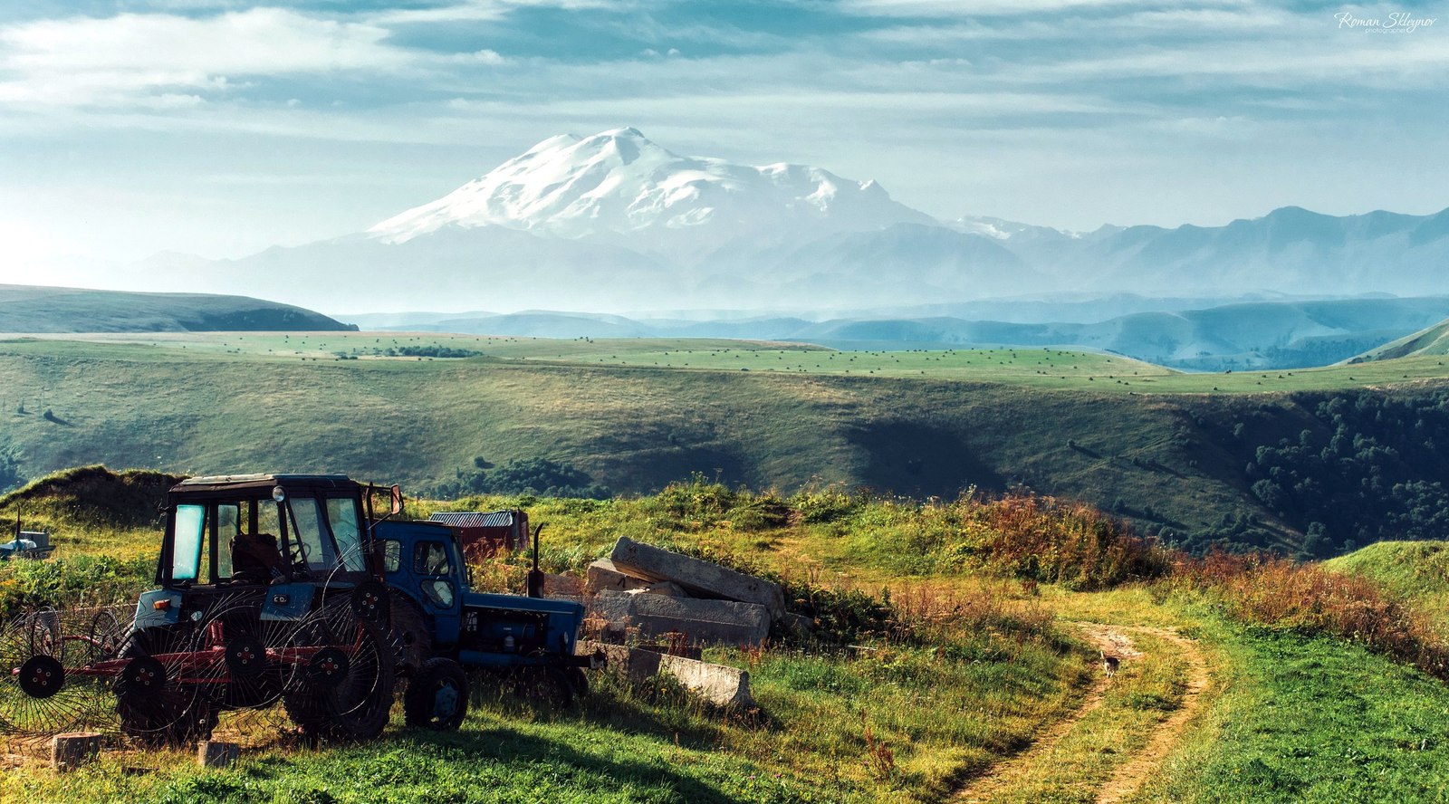 Приэльбрусье - Кабардино-Балкария, Россия, Фото, Эльбрус, Трактор, Фотограф, Природа, Пейзаж, Длиннопост