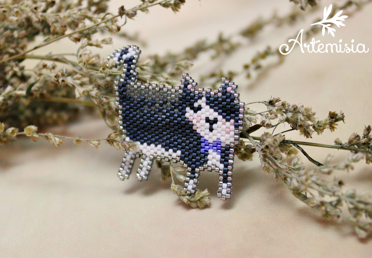 Baby cat brooch. - My, My, Longpost, cat, Copy, Beads, Brooch, Presents