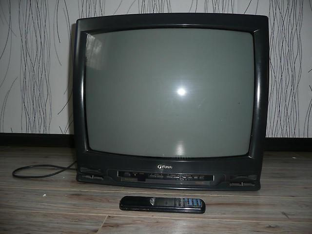 There was and is almost everyone - The television, Childhood, Quality, Funai