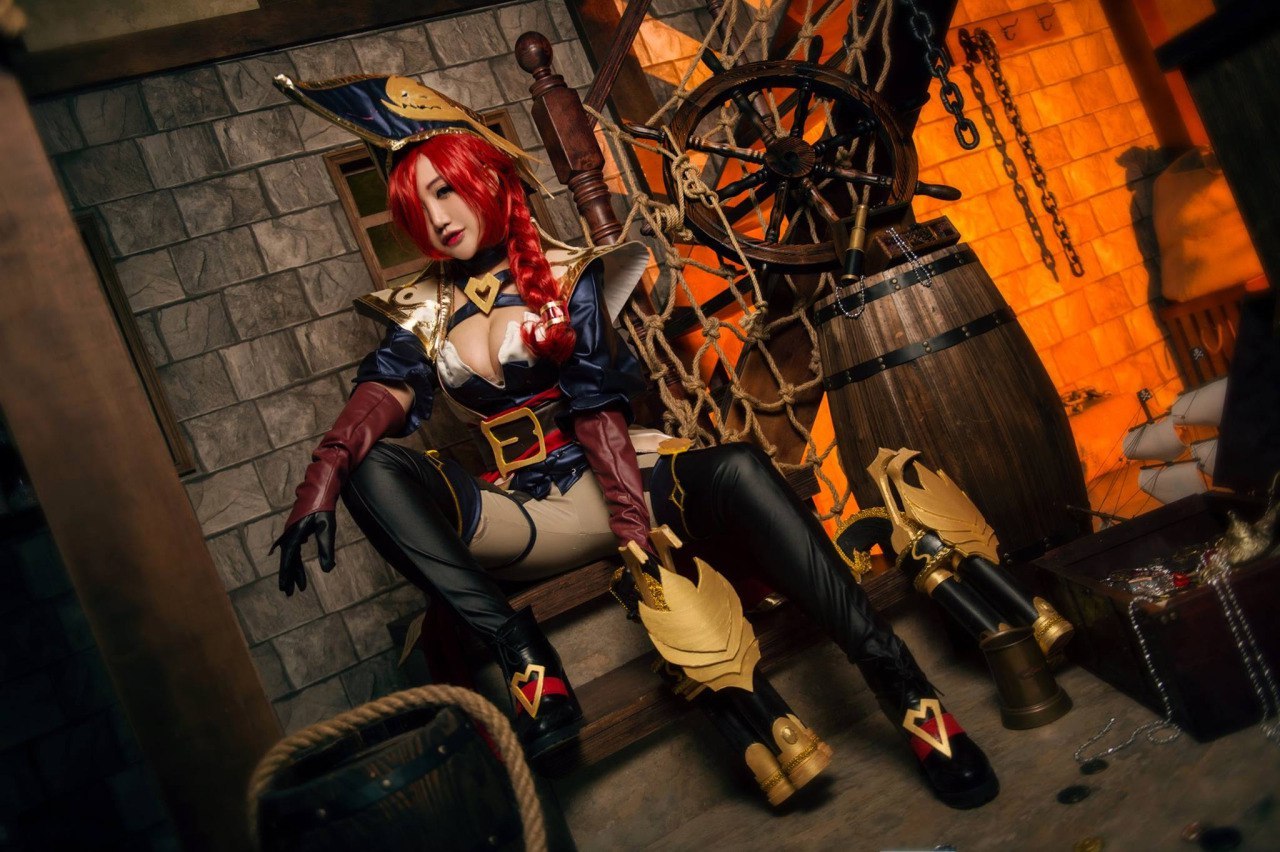 Captain Miss Fortune - Miss fortune, League of legends, Cosplay, Girls, Longpost