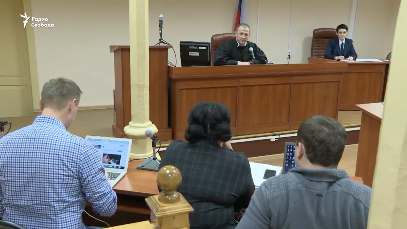 Navalny's court in Kirov. - Alexey Navalny, Court, Humor, cat