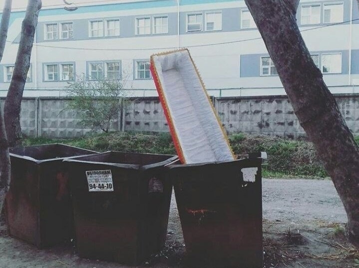 I'll just leave it here... - Coffin, Garbage bins