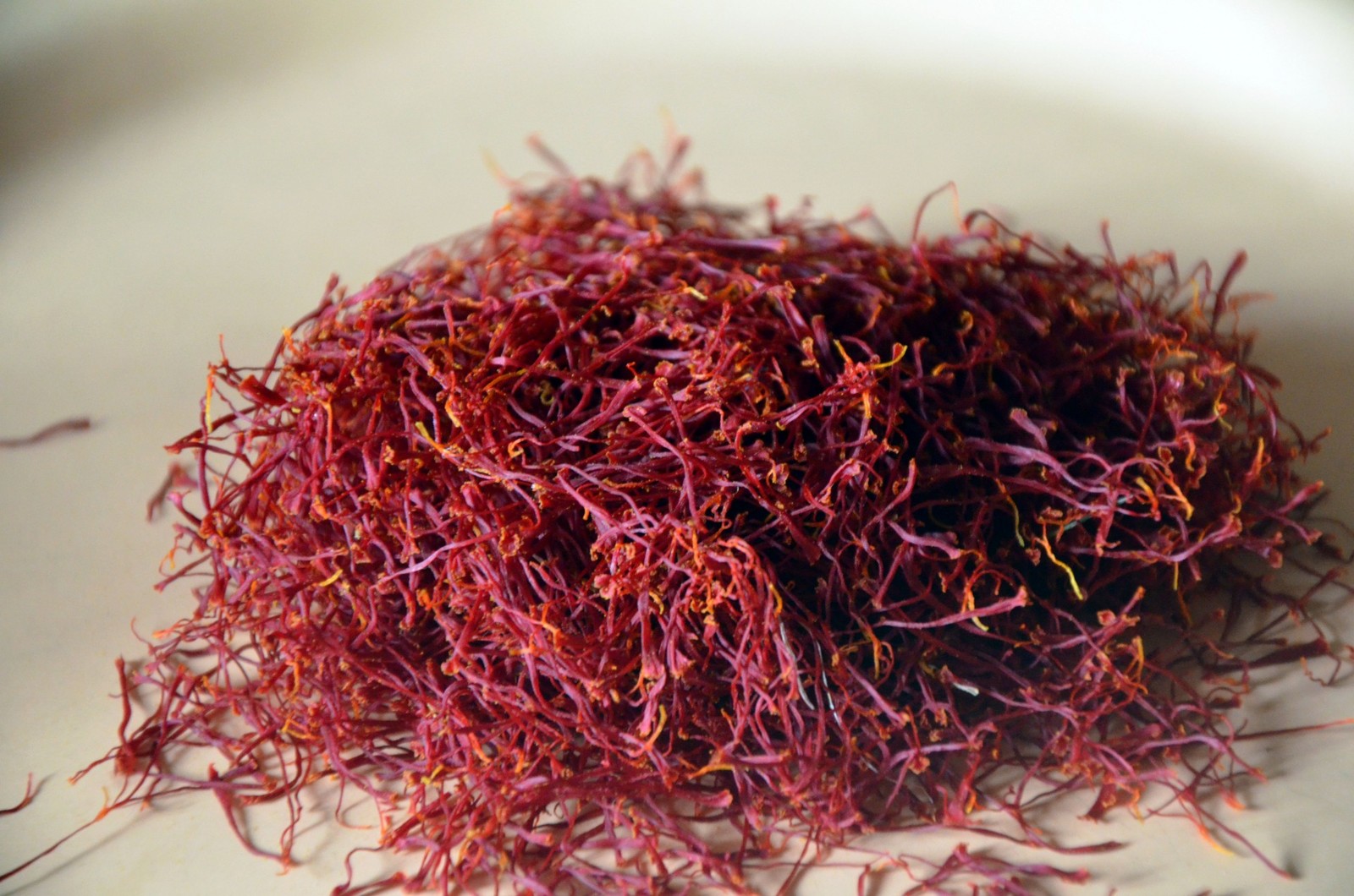 The most expensive spice in the world - saffron - Saffron, Crocus