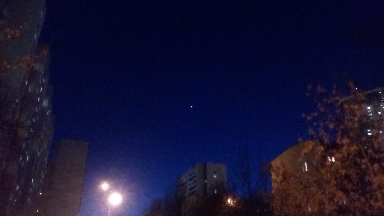 Not a star, not a satellite. - My, Moscow, Stars, The photo, Star