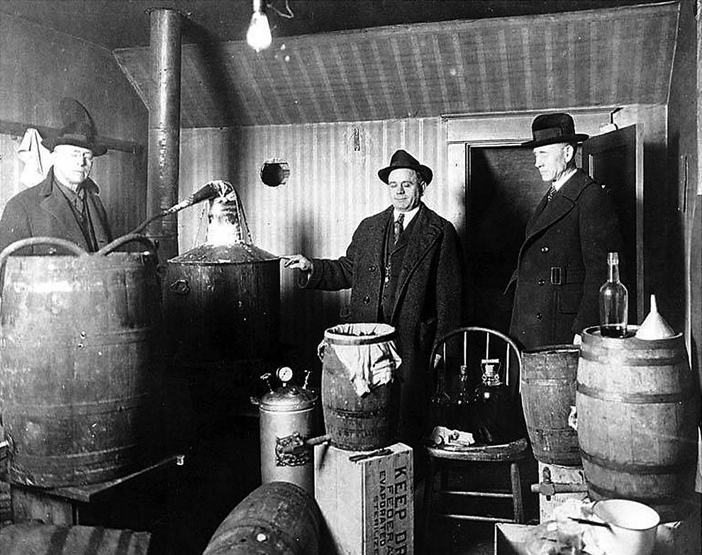 Prohibition times in the United States in photographs - Dry, Law, The photo, Longpost, USA, Alcohol