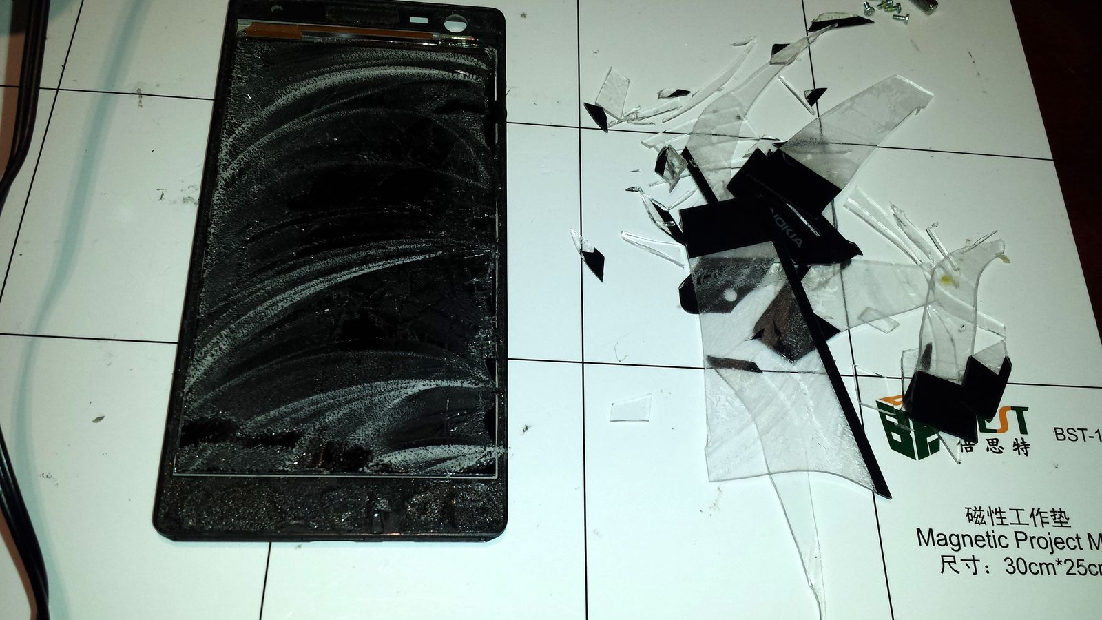 Lumia 735 glass plywood. - My, Ремонт телефона, Glass replacement, Hobby, Saint Petersburg, Longpost