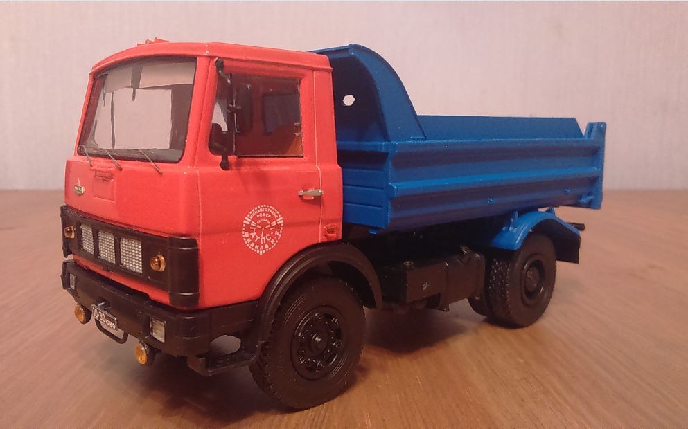 Minsk workaholic-strong men - dump trucks MAZ-5551 - My, Auto, Truck, Maz, , Car modeling, Toys for adults, Dump truck, Building, Longpost