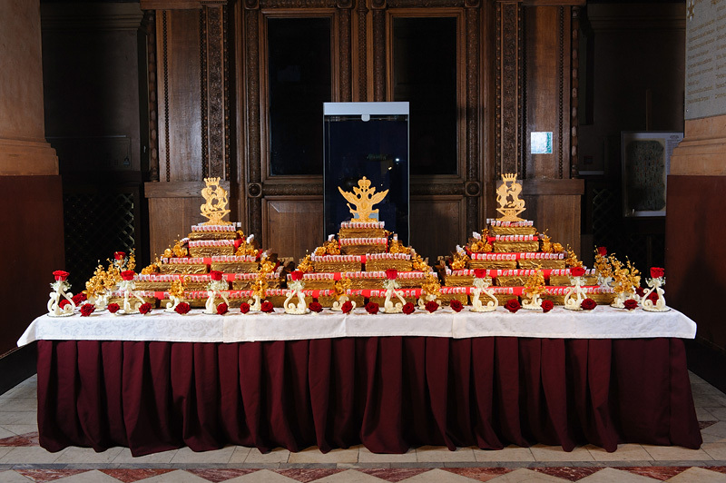 145 golden cakes were presented to the Historical Museum in honor of the anniversary - , Aldis Brichevs, Historical Museum, Kremlin, Chocolate, Gold, Cake, Moscow, Longpost