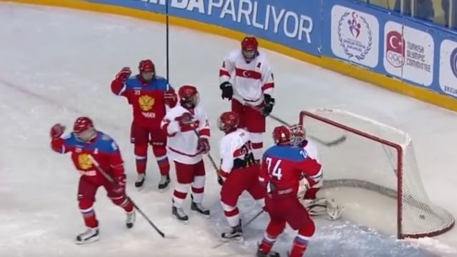 The Russian national hockey team defeated the Turkish team with a score of 42:0 in the youth tournament. - Victory, Hockey players, Russian team, , Sport