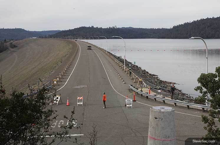 What's Happening at the Oroville Dam in Northern California? - California, , Flood, Video, Longpost, Text, USA