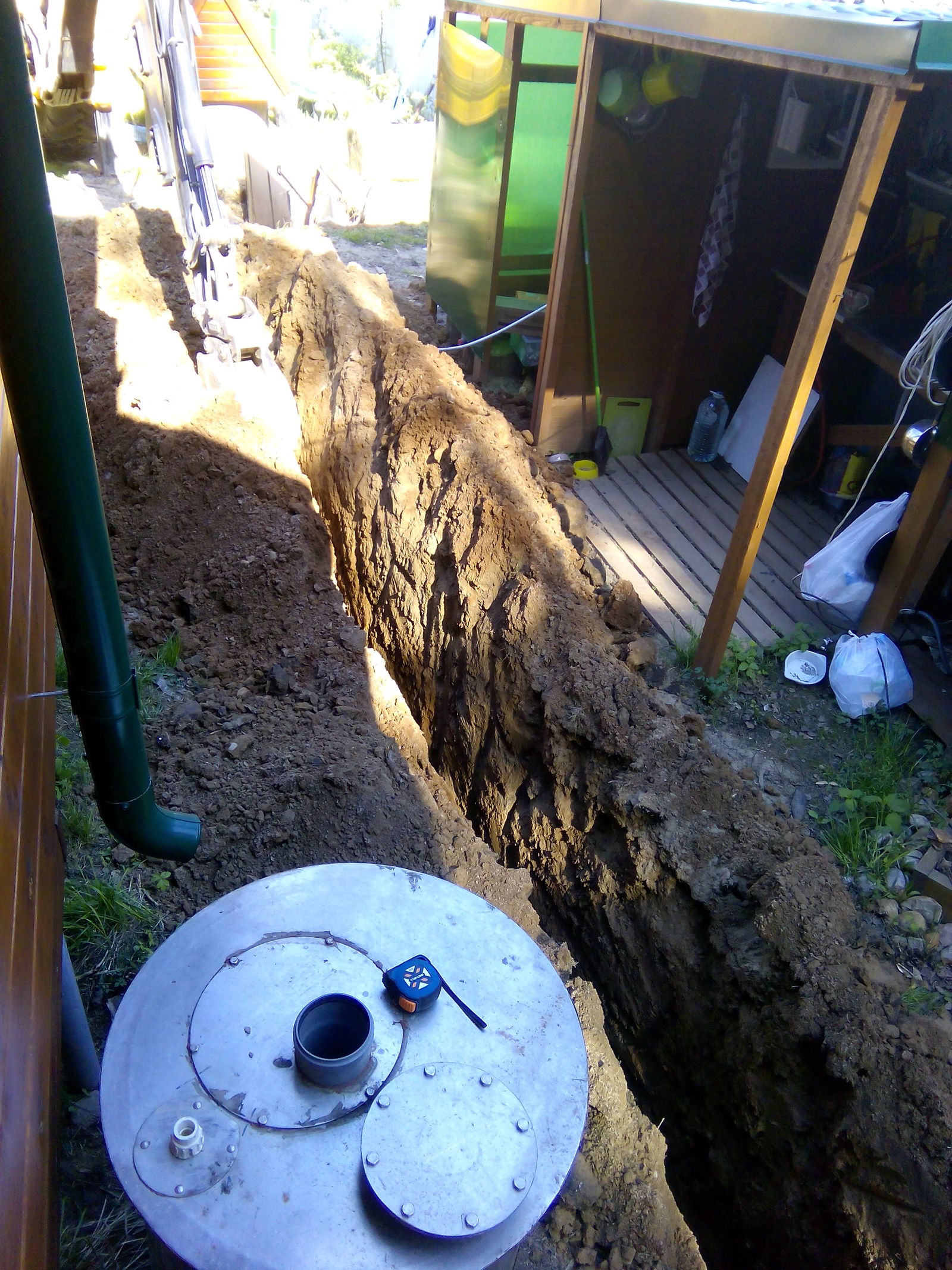 How do we hook up the plumbing and septic tank? Part 1. - My, Building, Plot, Vacation home, Water pipes, Longpost