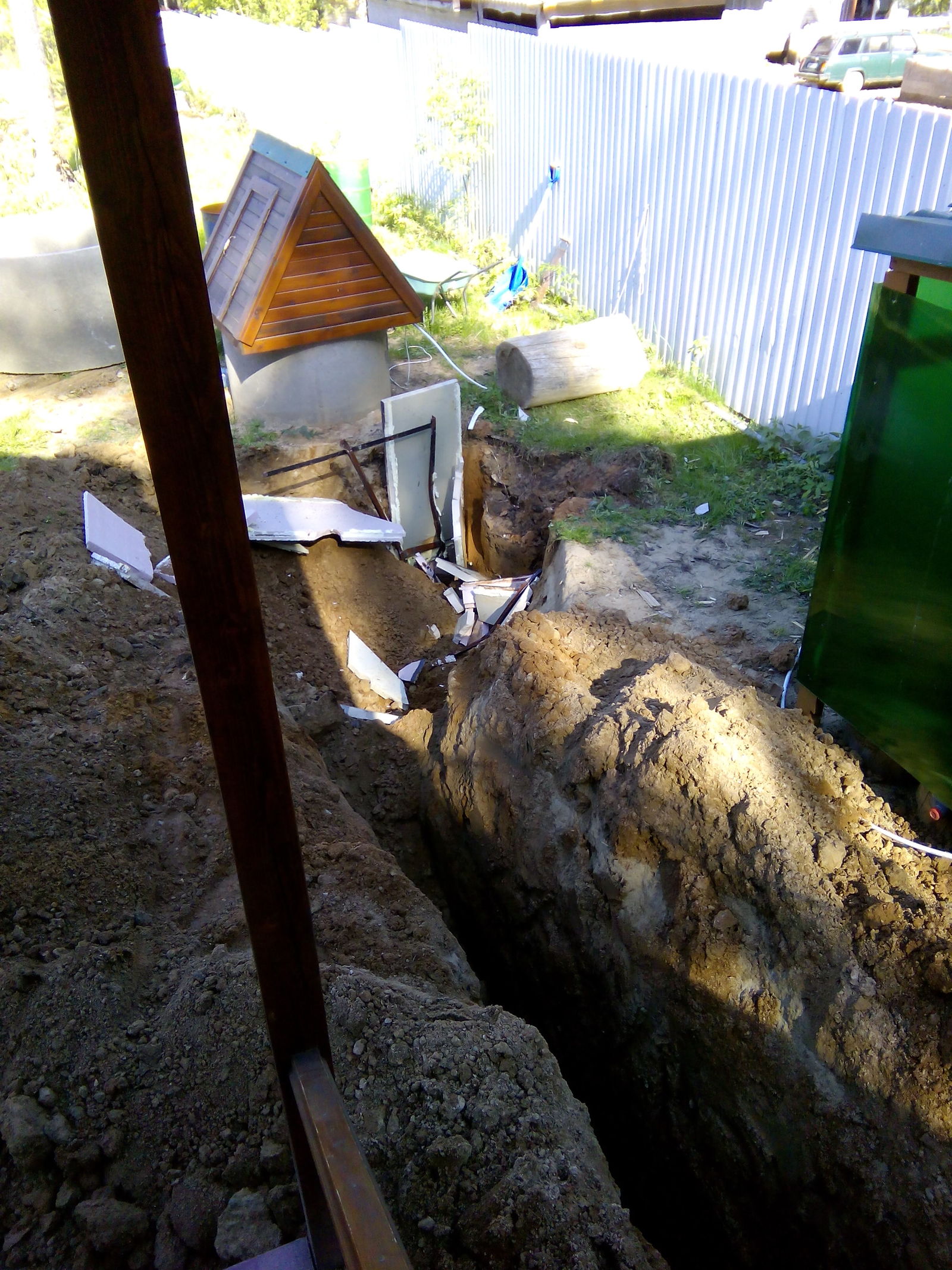 How do we hook up the plumbing and septic tank? Part 1. - My, Building, Plot, Vacation home, Water pipes, Longpost