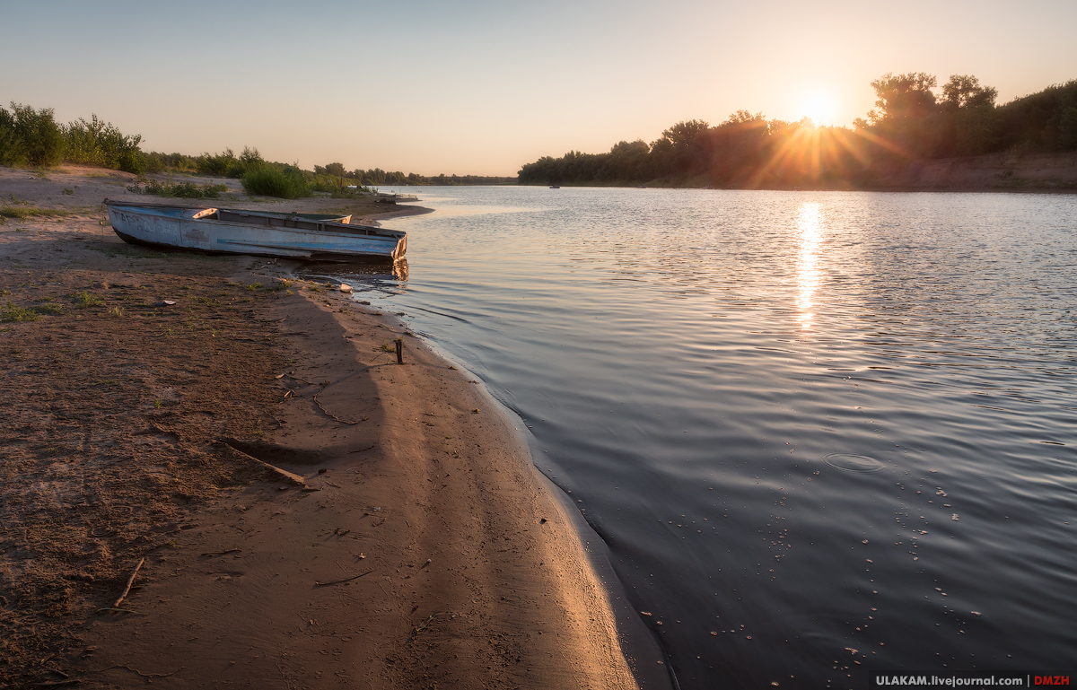 Supernova. - My, Evening, Sunset, River, Akhtuba, Sky, Clouds, The sun, Explosion