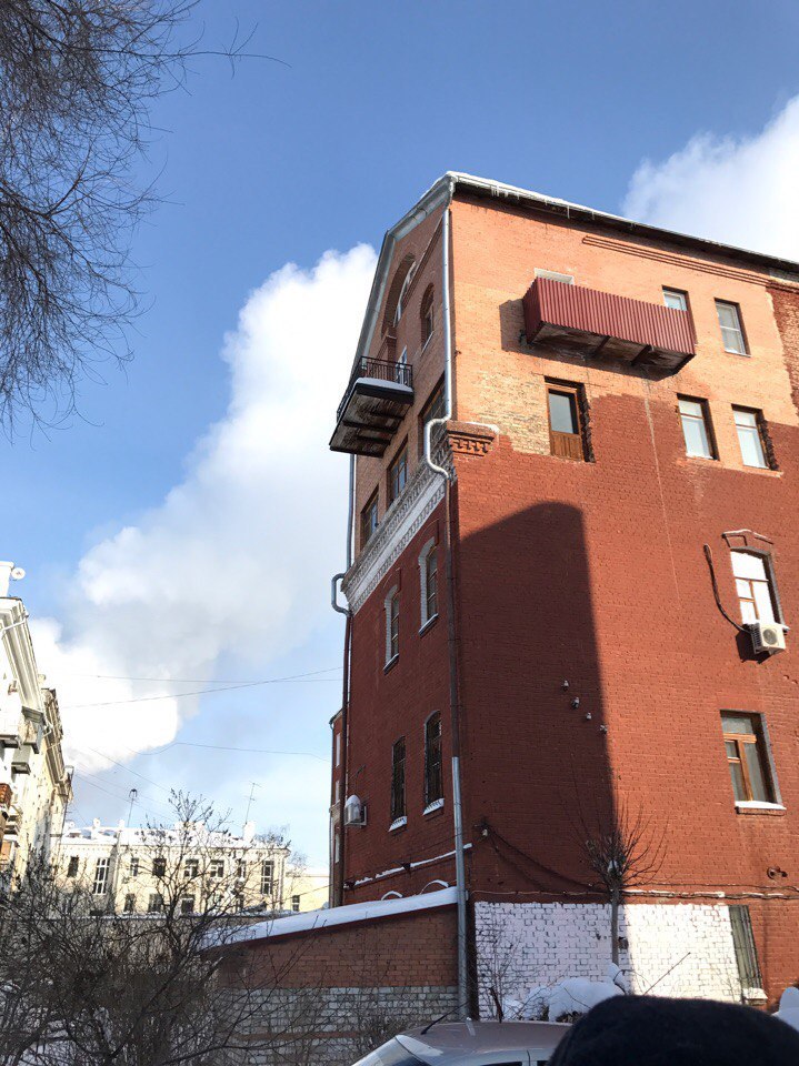 Invisible Samara balcony - My, Samara, Balcony, , Courtyard