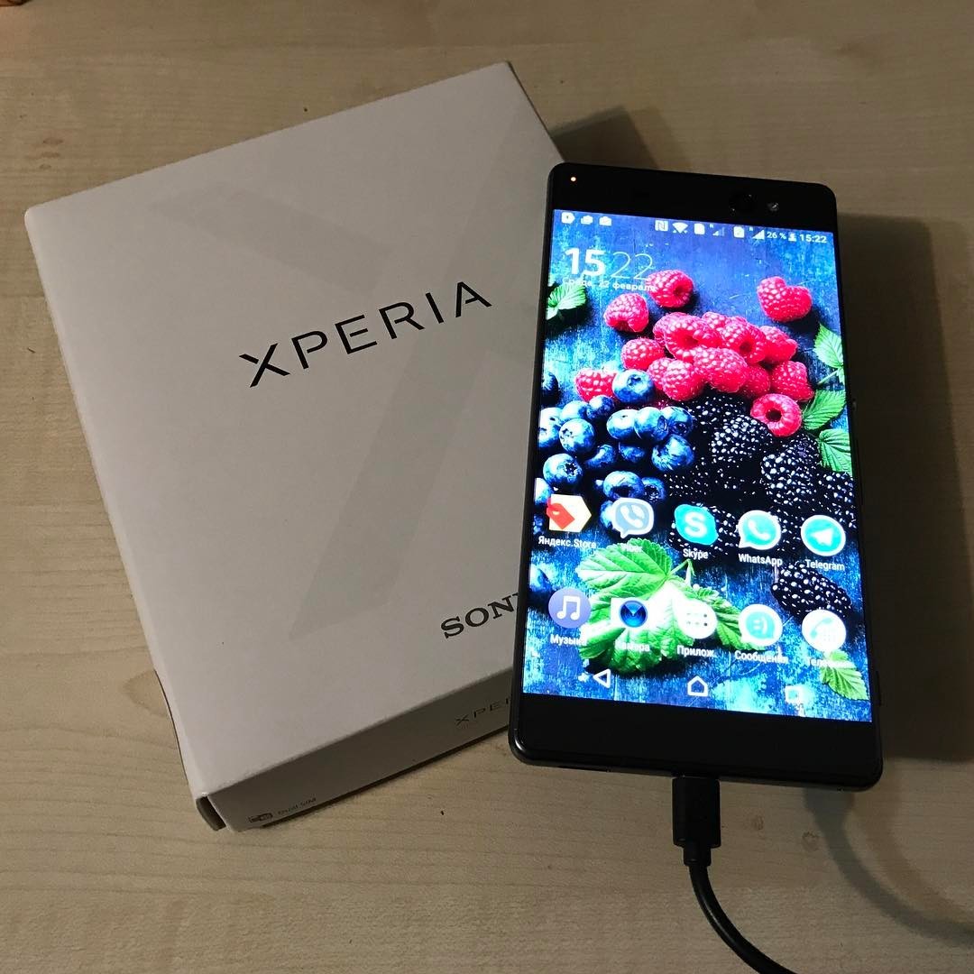 Bought my wife a Sony XPeria XA Ultra - My, Sony, Sony xperia, Ultra, Telephone, Smartphone, Android