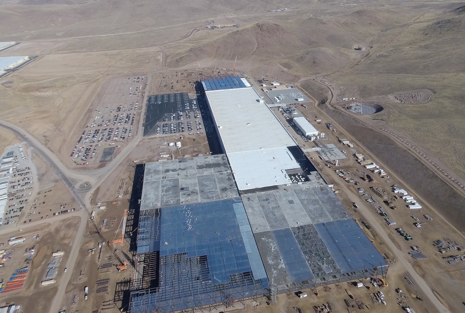 Stop it. - Tesla, Elon Musk, Gigafactory