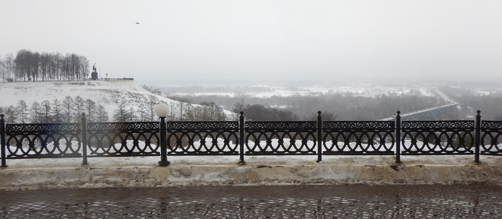 A new observation platform was made in Vladimir - My, Панорама, Vladimir, The photo, Landscape, Travels, Rain, Winter